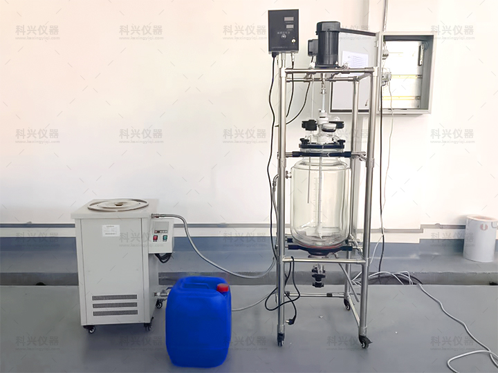 上?？婆d儀器與華東理工大學某公司合作