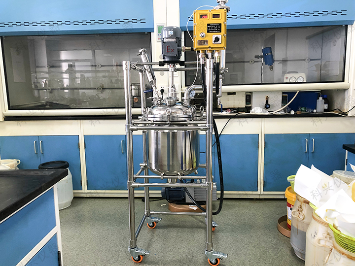 上?？婆d儀器與上海某實業(yè)公司合同不銹鋼反應(yīng)釜